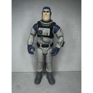 Disney Pixar Lightyear XL-01 Buzz Lightyear Poseable Toy Action Figure 2021